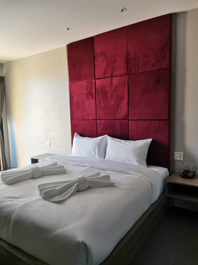 Yamin Seaview Hotel Phuket Exteriör bild