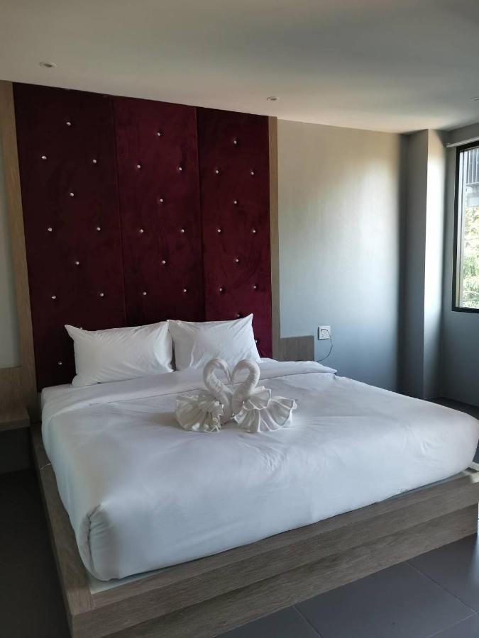 Yamin Seaview Hotel Phuket Exteriör bild